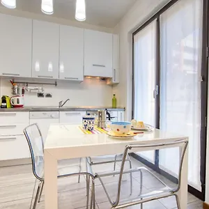 Caseospitali - Cherenel, Bilocale Vicino Mm2 Apartamento